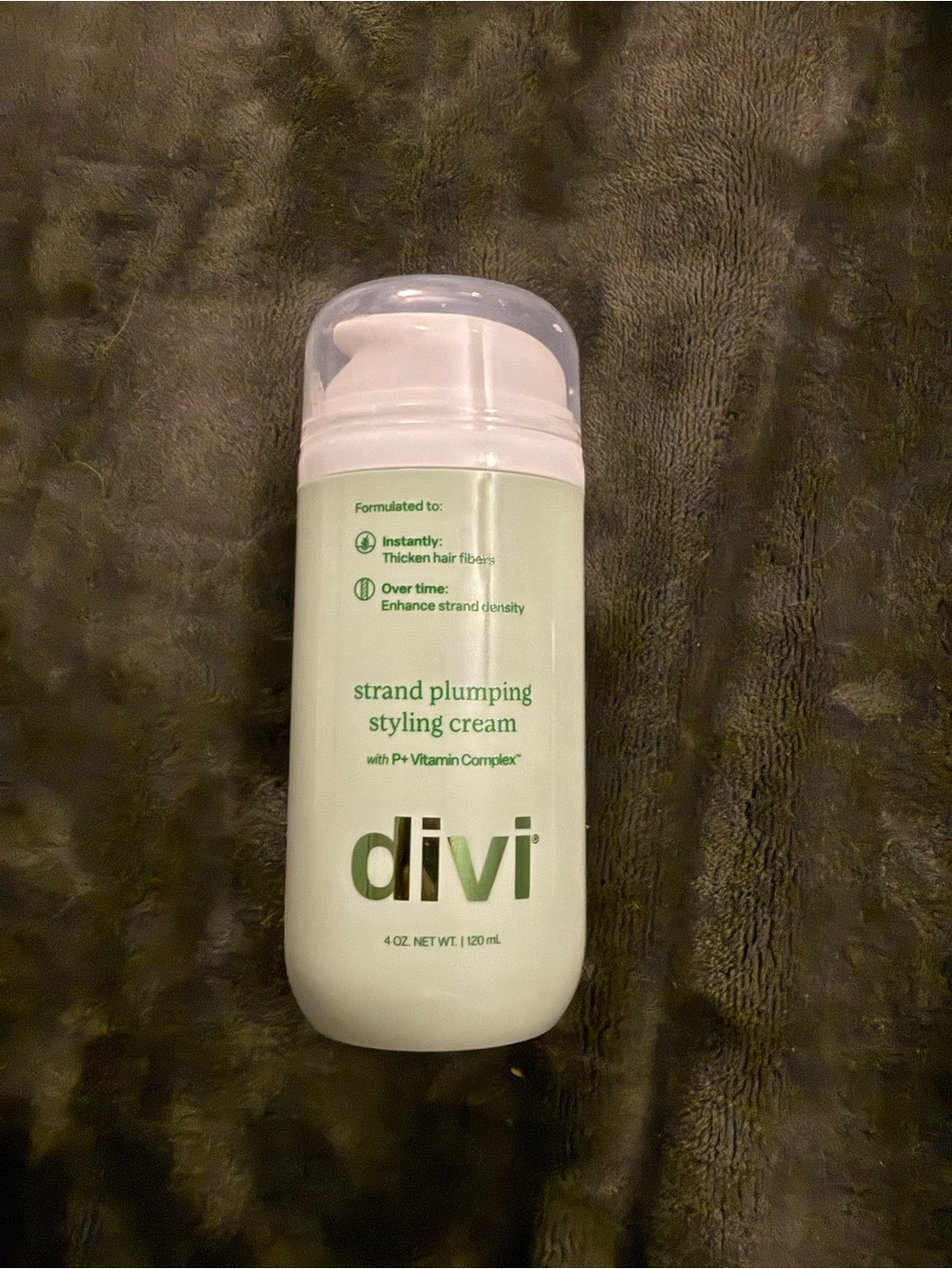 divi Strand Plumping Styling Cream — Light Green